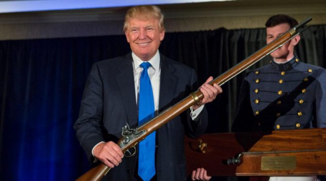 Donald Trump, en la sede de la Asociación Nacional del Rifle (NRA).