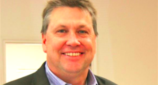 James Oakley es juez administrativo en el condado de Burnet, en Texas