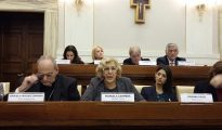 Carmena en la Cumbre sobre Europa: los refugiados son nuestros hermanos, auspiciada por el papa Francisco en el Vaticano