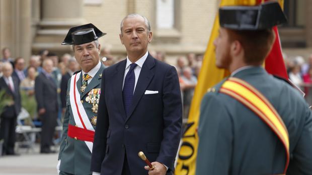 Arsenio Fernández de Mesa, en Zaragoza, durante la celebración de la patrona de la Guardia Civil