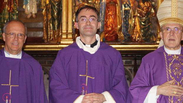 Alberto Nuñez tras ser ordenado sacerdote - DIARIO SUR