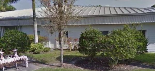 La vivienda de Jaimie Ayer en Manatee, Florida, donde tuvo sexo con cinco adolescentes amigos de su hija
