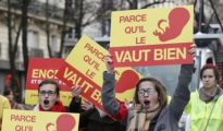 Marcha por la vida en París contra la reforma de la ley del aborto