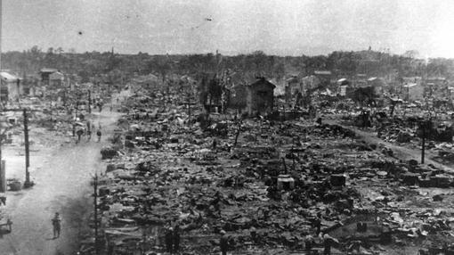 Vista de Tokio en 1945 tras el bombardeo