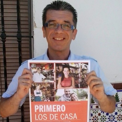 Carlos Fuster, el promotor de la cosa.