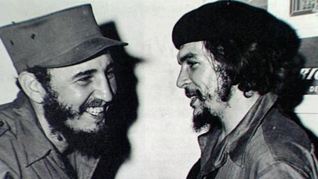 Fidel Castro y Che Guevara
