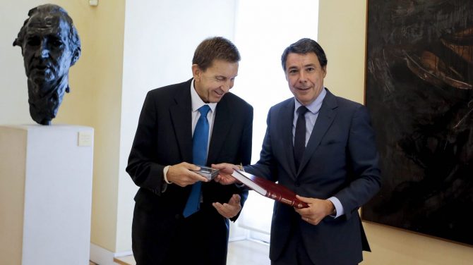 Manuel Moix e Ignacio González, en septiembre de 2014.