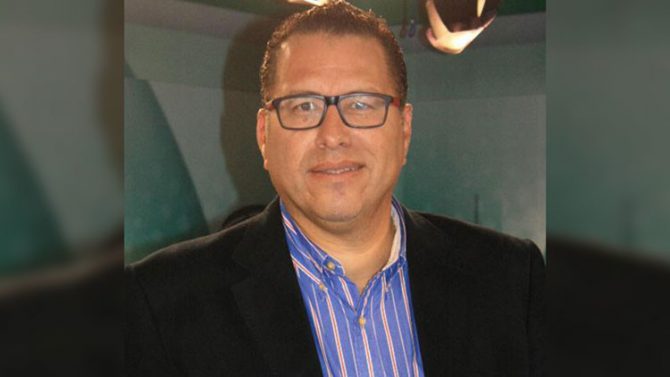 El periodista Philip Butters