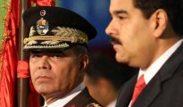 Vladimir Padrino López junto a Nicolás Maduro