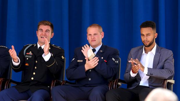 De izquierda a derecha; Alek Skarlatos, Spencer Stone y Anthony Sadler