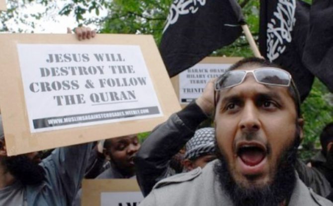 "Jesús va a destruir las cruces y seguir el Corán"