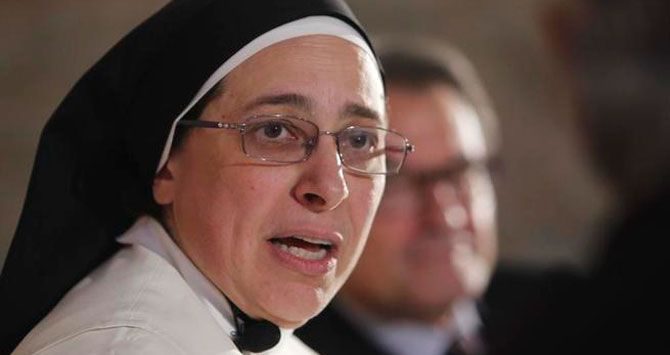 La monja independentista Lucía Caram dirige la Fundación Rosa Oriol de los Tous