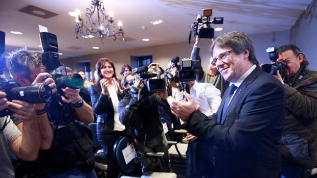 El expresidente de la Generalitat Carles Puigdemont durante una rueda de prensa en Bruselas