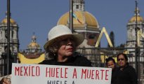 Activistas y padres de los 43 estudiantes desaparecidos de Ayotzinapa exigen una respuesta al Gobierno