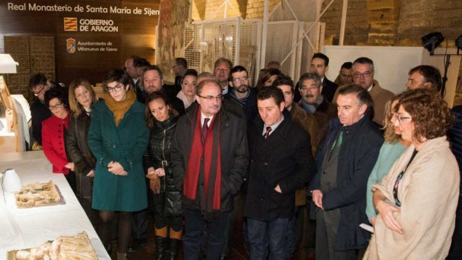 El presidente de Aragón visita por primera vez las obras de Sijena.
