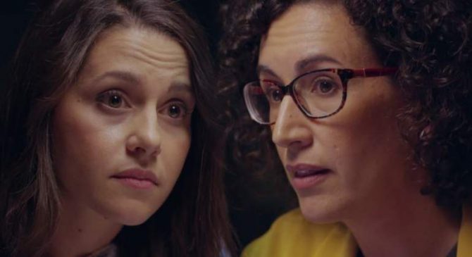 Inés Arrimadas (i) y Marta Rovira (d)