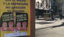 Carteles en Cataluña culpando a Puigdemont y Junqueras de la situación económica.