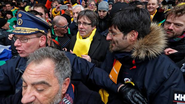 Puigdemont, durante la manifestación en Bruselas