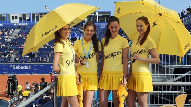 Azafatas en el Trofeo Godó de Barcelona.