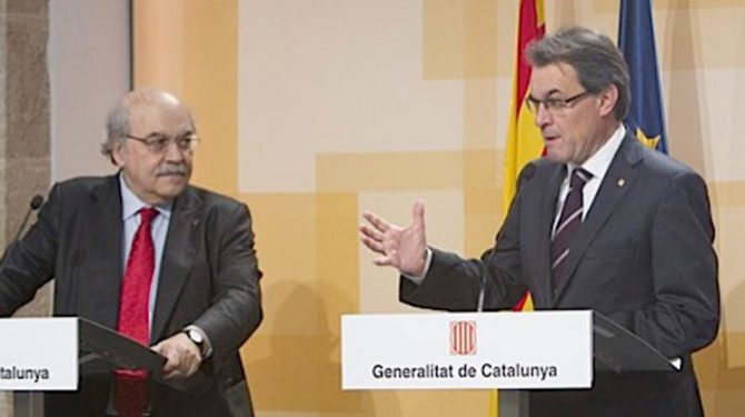 Artur Mas y Andreu Mas-Colell eran presidente y conseller de Economía cuando se privatizó