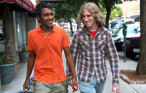 Una pareja gay pasando por Bermudas.