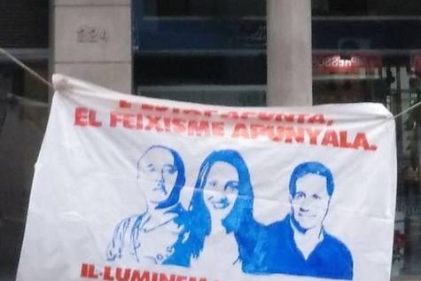 Cartel de Arran llamando fascistas a Arrimadas y Fernández