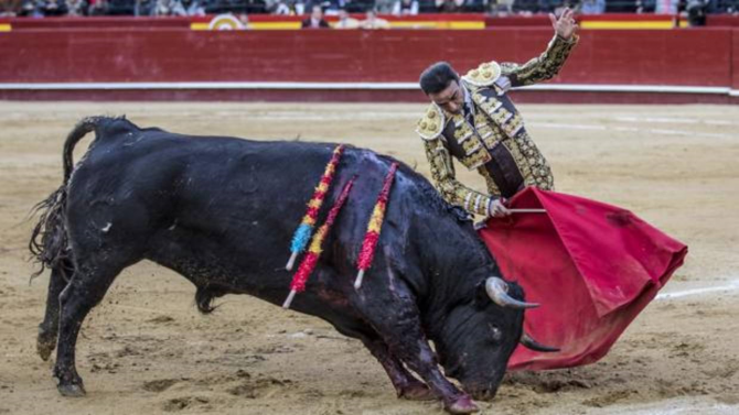 Enrique Ponce, en un molinete