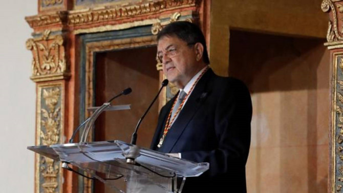 El escritor nicaragüense Sergio Ramírez durante el discurso