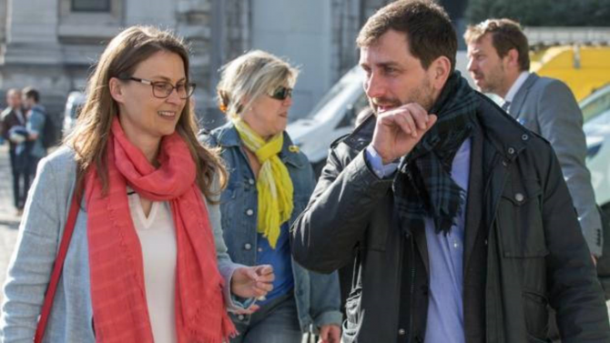 Los exconsellers catalanes Toni Comín y Meritxell Serret -
