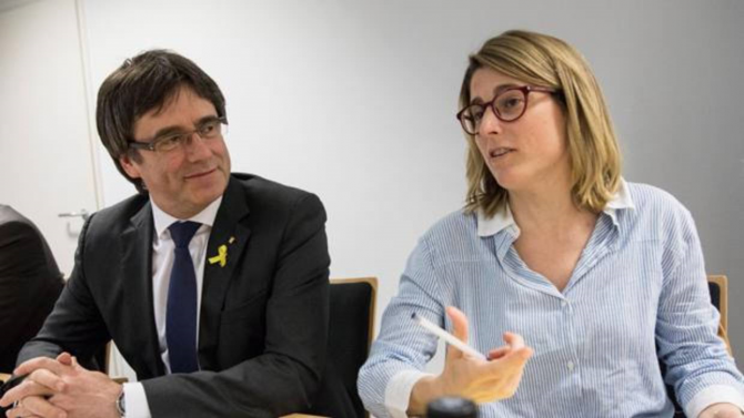 Puigdemont se reúne en Berlín con diputados de JxCat 