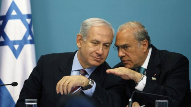 Benyamin Netanyahu junto al ministro de Energía israelí, Yuval Steinitz