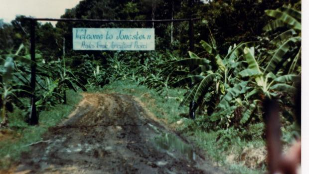 Entrada a Jonestown, en Guayana Esequiba - Wikimedia