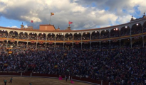 Lleno en tarde de toros en Las Ventas