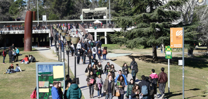 Alumnos de la Universidad Autónoma de Barcelona.