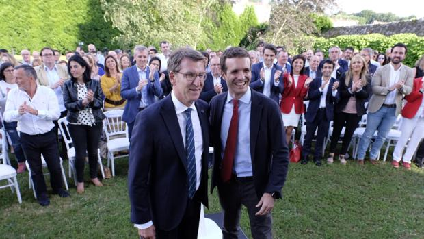 Feijóo y Casado, este miércoles en Santiago