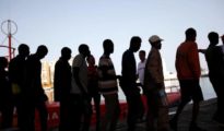 Inmigrantes desembarcando en Málaga.