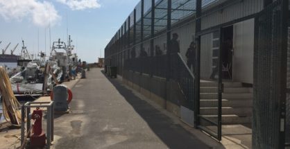 Módulos de custodia del Puerto de Almería (La Voz de Almería)