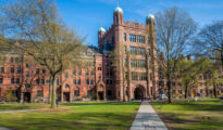 Universidad de Yale.