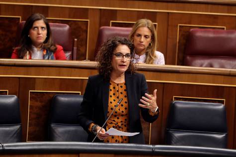 María Jesús Montero durante el pleno del Congreso de los Diputados.