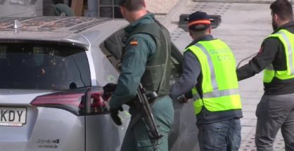 Agentes de la Guardia Civil durante una operación.