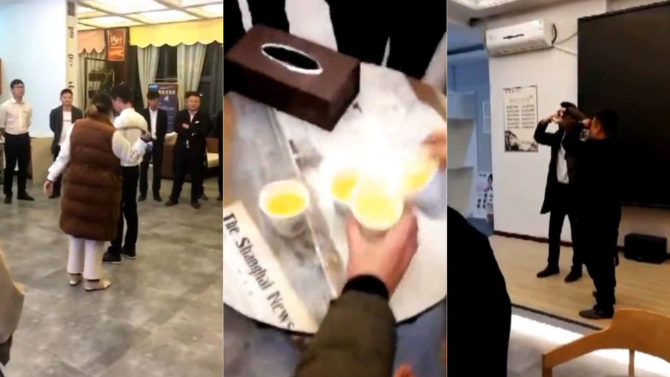 Los empleados, obligados a beber orina