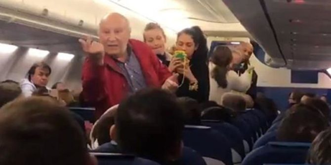 Así expulsan de un vuelo a una pareja de ancianos españoles que no entendían el inglés