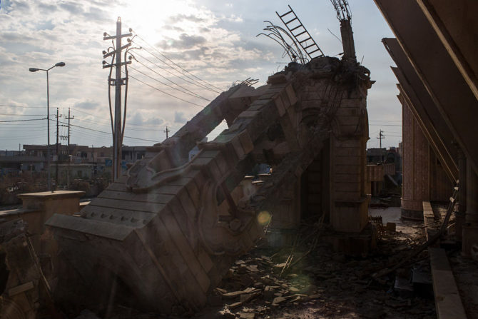 Según la World Watch List 2018, los cristianos de Irak –el octavo peor país del mundo para ser cristiano– experimentan una "persecución extrema", y no sólo por parte de los "extremistas". En la imagen (Chris McGrath/Getty Images), una iglesia calcinada en la localidad predominantemente cristiana de Qaraqosh.