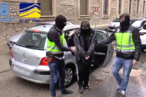 Uno de los tres arrestados en Zaragoza, Tarragona y Barcelona- Policía Nacional