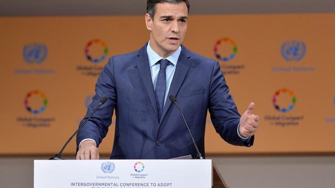 El presidente del Gobierno español, Pedro Sánchez, durante su intervención en Marrackech.