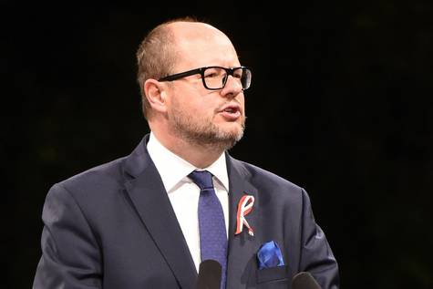 El alcalde de la ciudad polaca de Gdansk, Pawel Adamowicz, que fue apuñalado ayer, ha fallecido este lunes.