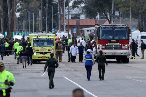 La camioneta entró en la Escuela de Cadetes y segundos después voló por los aires.