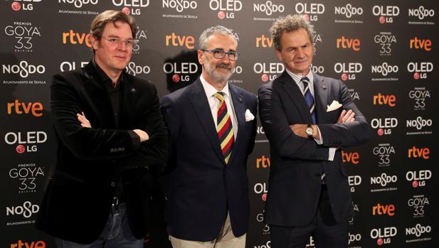 El director y los productores de «Campeones», la película favorita de los Goya 2019