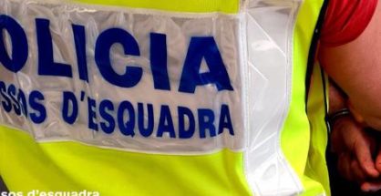Foto de archivo de una detención de los mossos@mossos