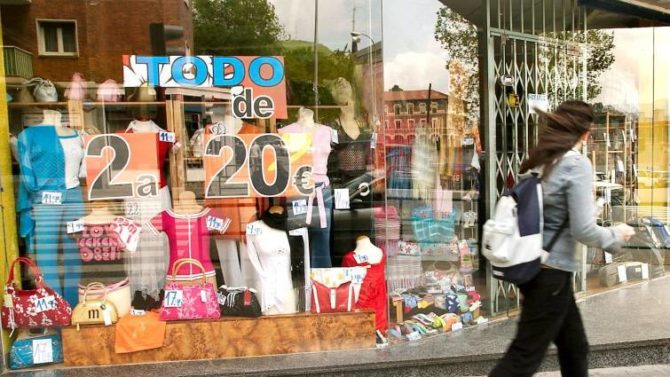 Cada año, echan el cierre miles de pequeños comercios